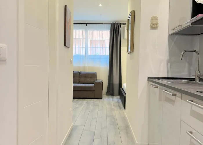 Dimora Aurelio * بولونيا